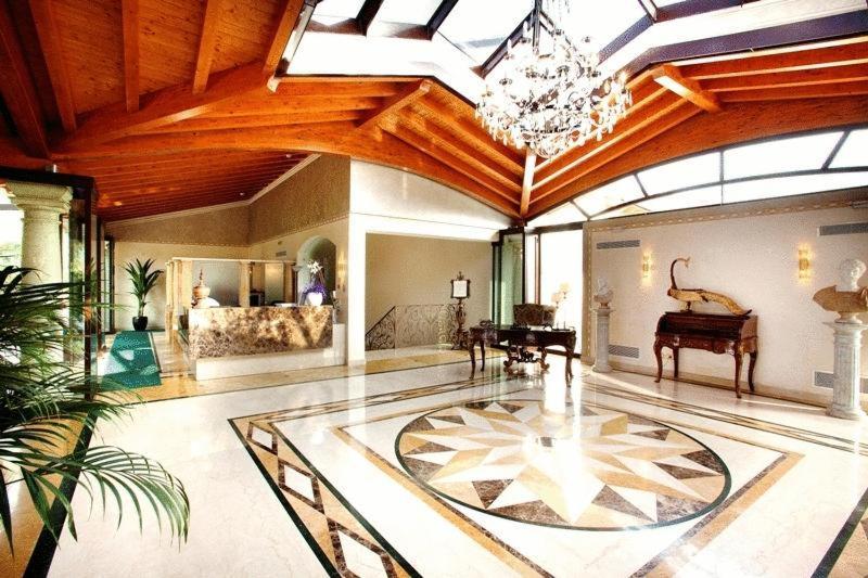 Monastero Resort & Spa 소리아노델라고 외부 사진